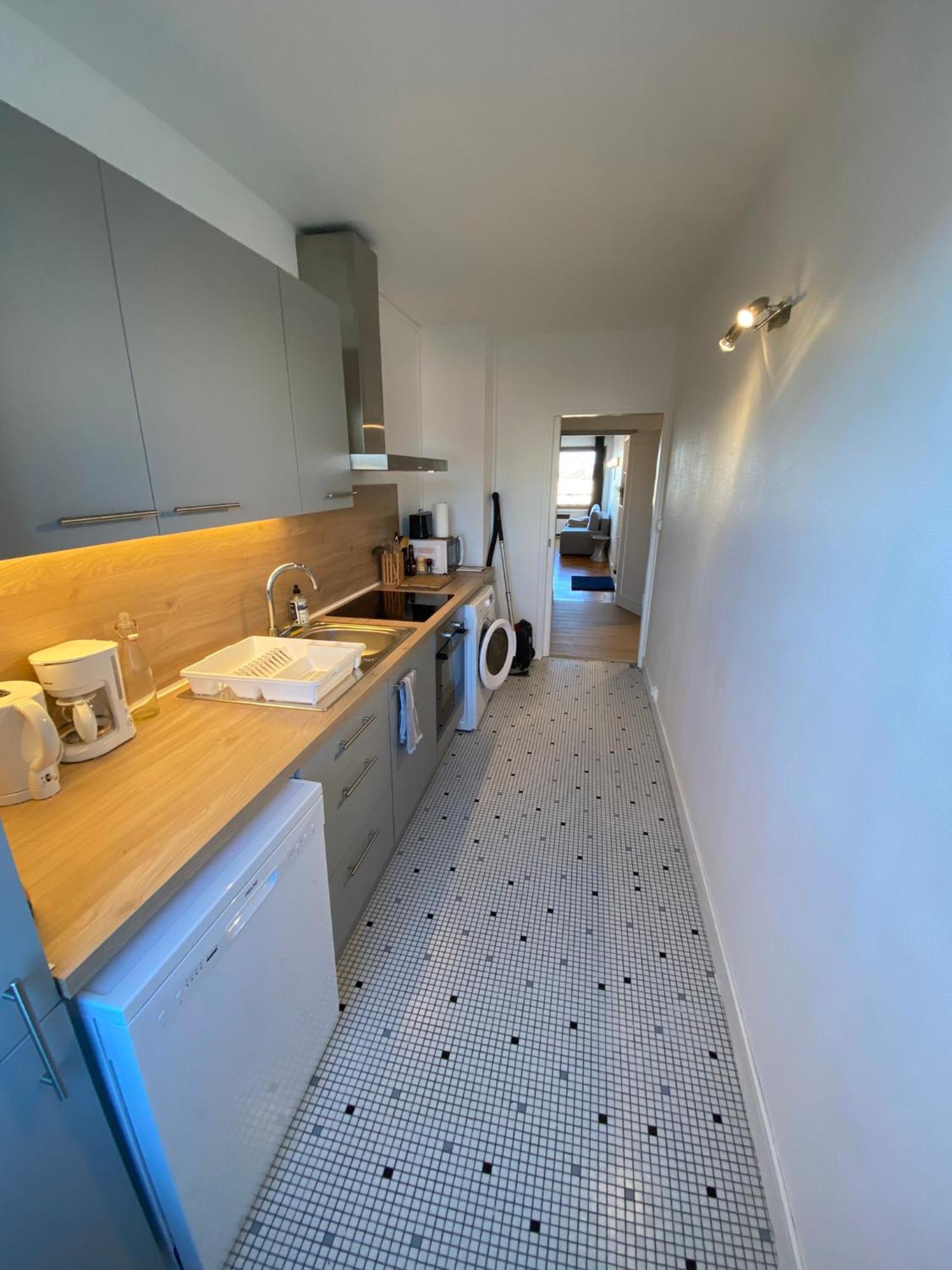 Appartement Jusqu'A 6 Couchages Le Mans Extérieur photo